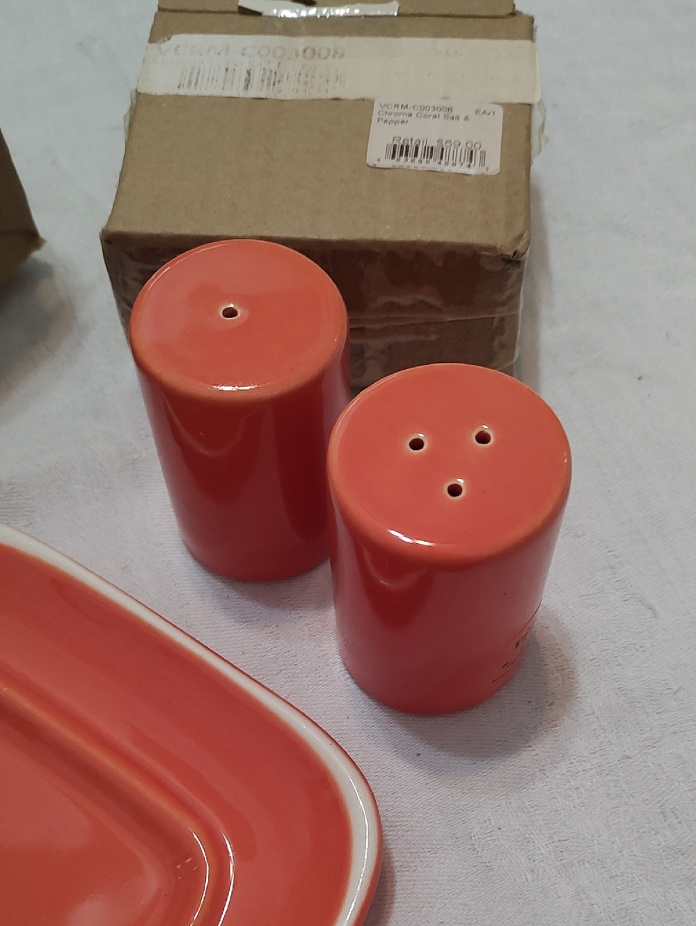NWT Coral Vietri Butter Dish, Matching S&P And Creamer Set - Picture 5 of 7